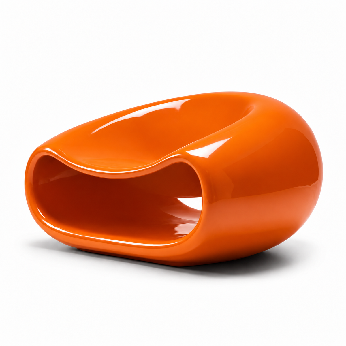 Onda Curved Accent Stool — curved accent stool, detail view | Belmont & Kensing